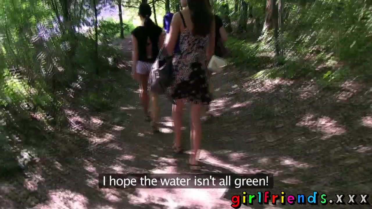 Blonde and brunnette eat shaved pussy in public woods