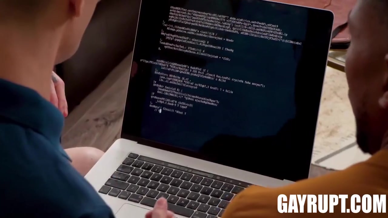 Matty West, Trevor Harris And Sean Xavier - Computer Repair 7 Min