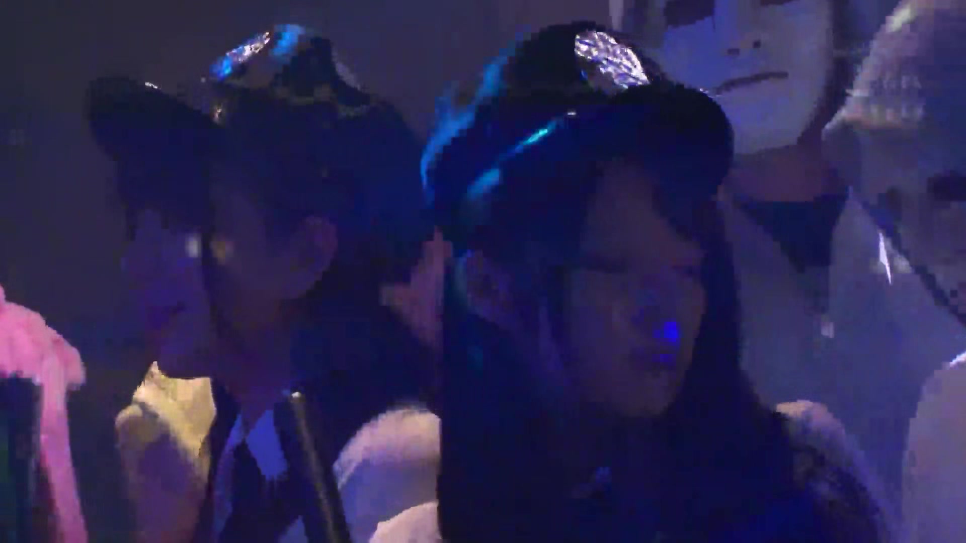 250504ハロウィン大会で美女をズコバコf4