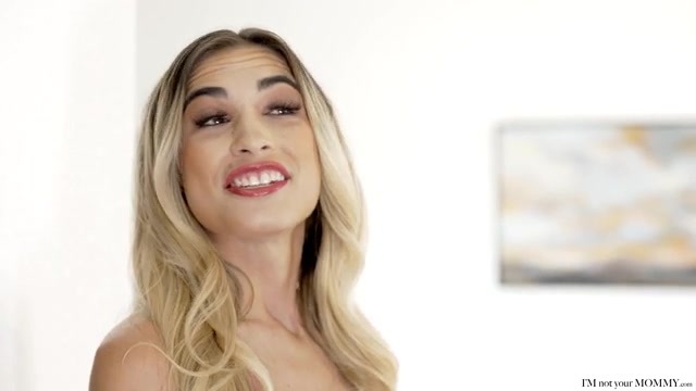 Im Your Realtor Not Your Mommy - S1:E10 - Momlover