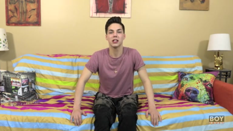 Fit Smooth Boy Damon Reveals More - Damon Diaz - BoyCrush