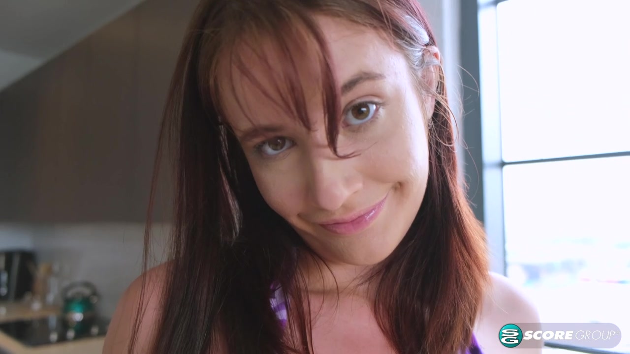 Newcomer Gracie Can Get It - Naughtymag