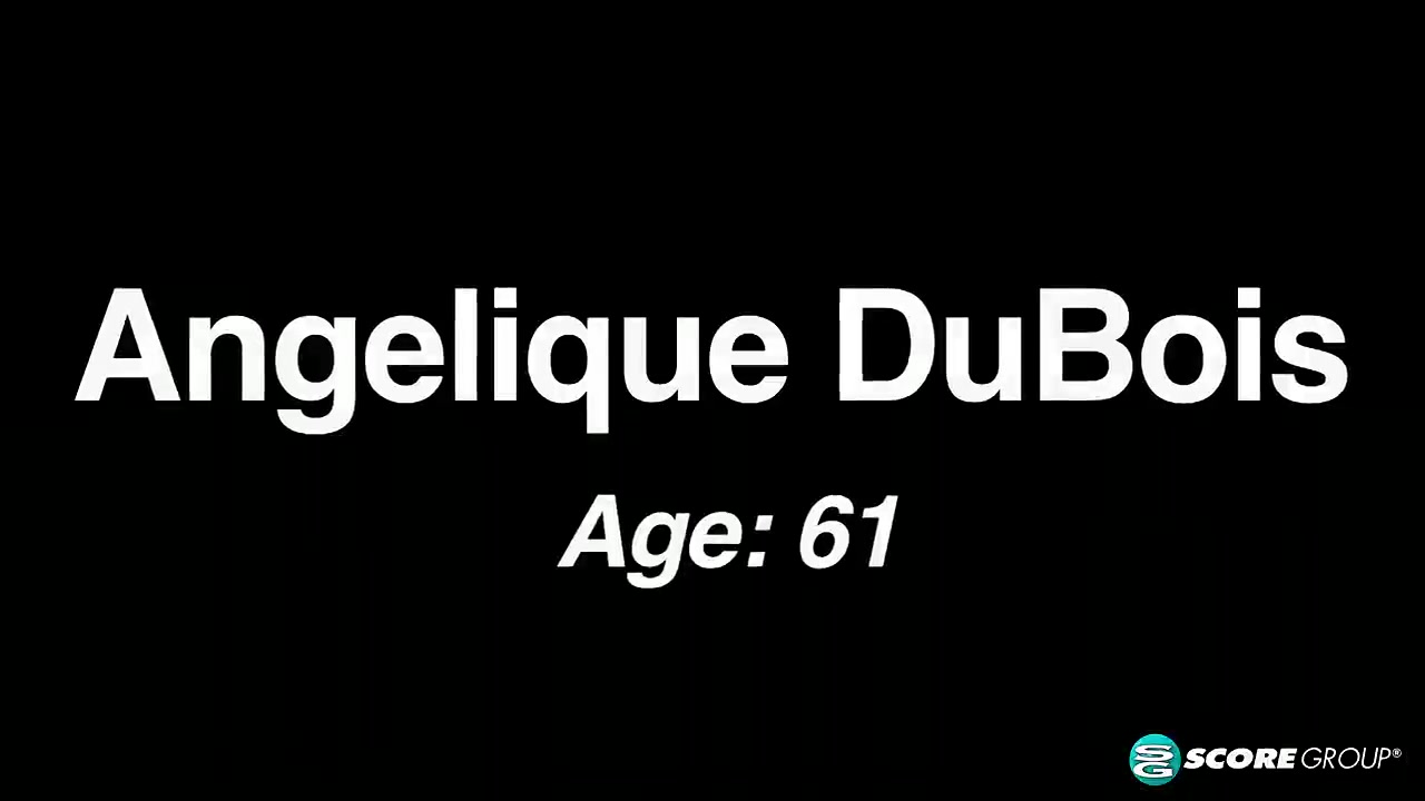 Angelique rubs us the right way - 60PlusMilfs