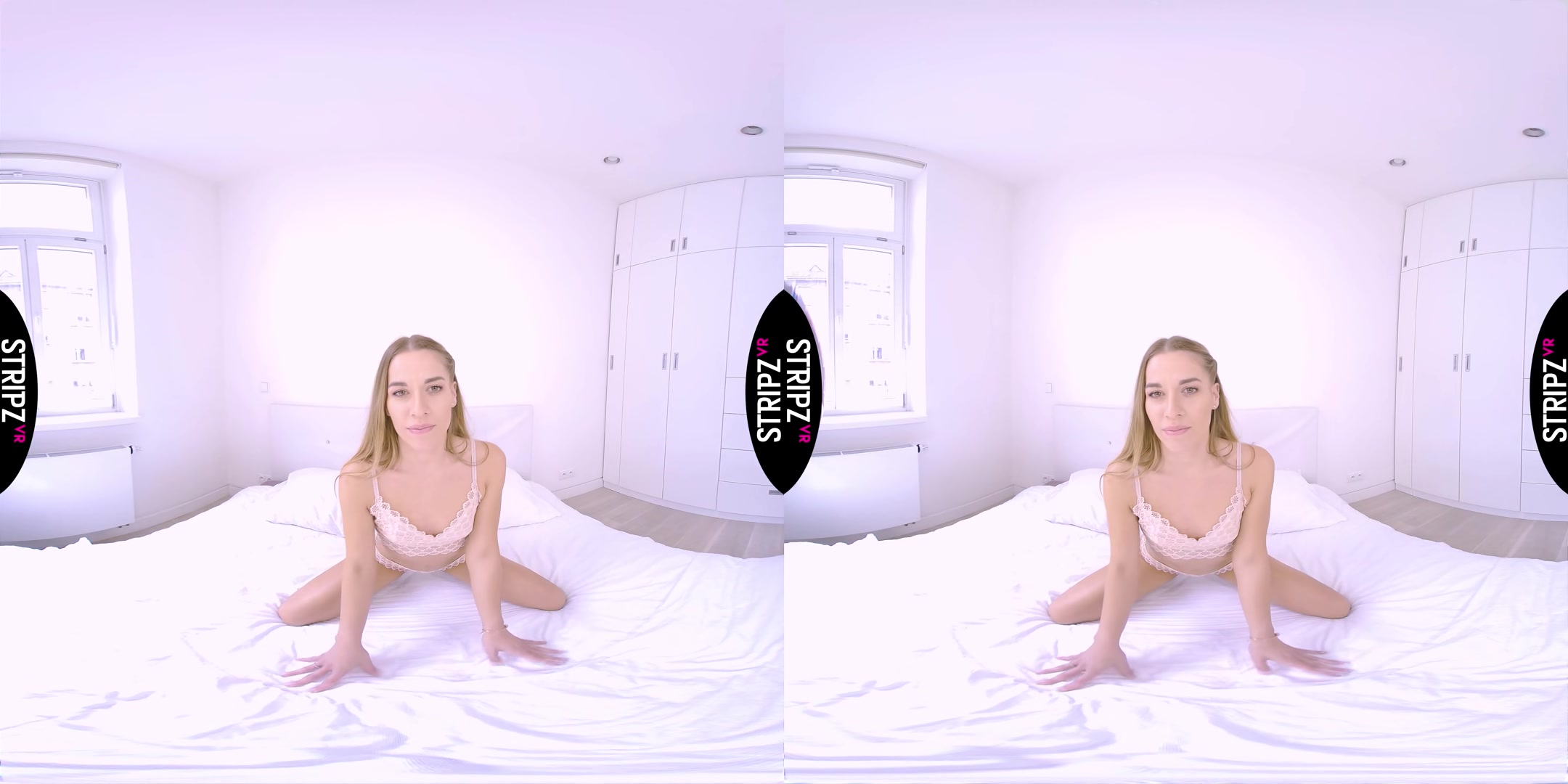 Super Cute - StripzVR
