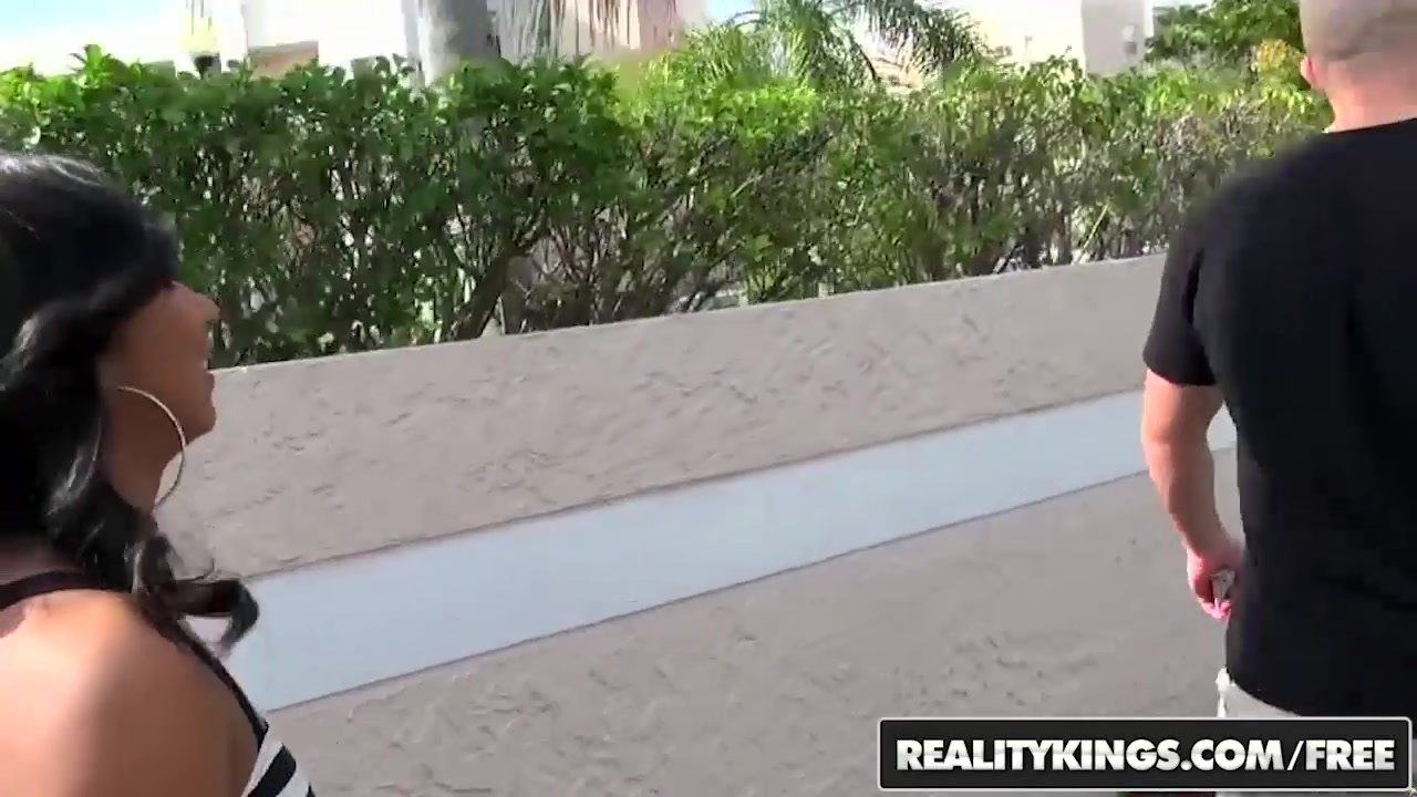 RealityKings - 8th Street Latinas - Bree Bubbles Jmac - Cock Squat
