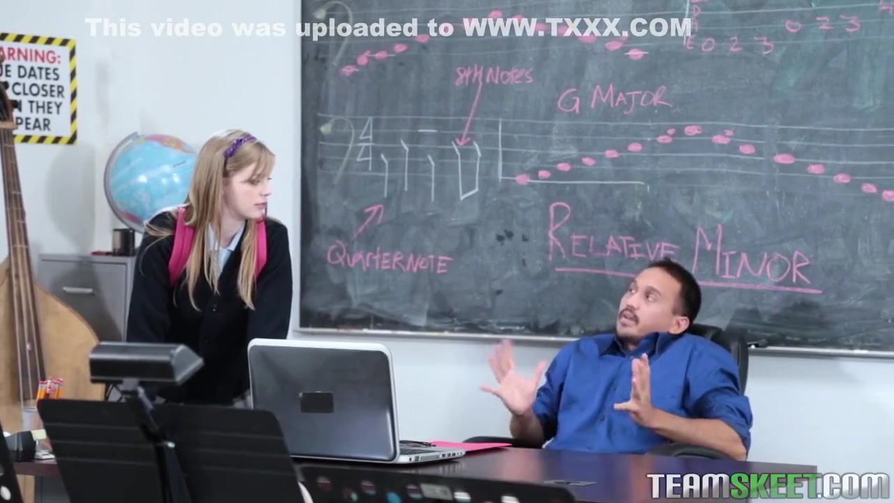 Hairy College Girl Dolly Leighs First Experience With An Older Man