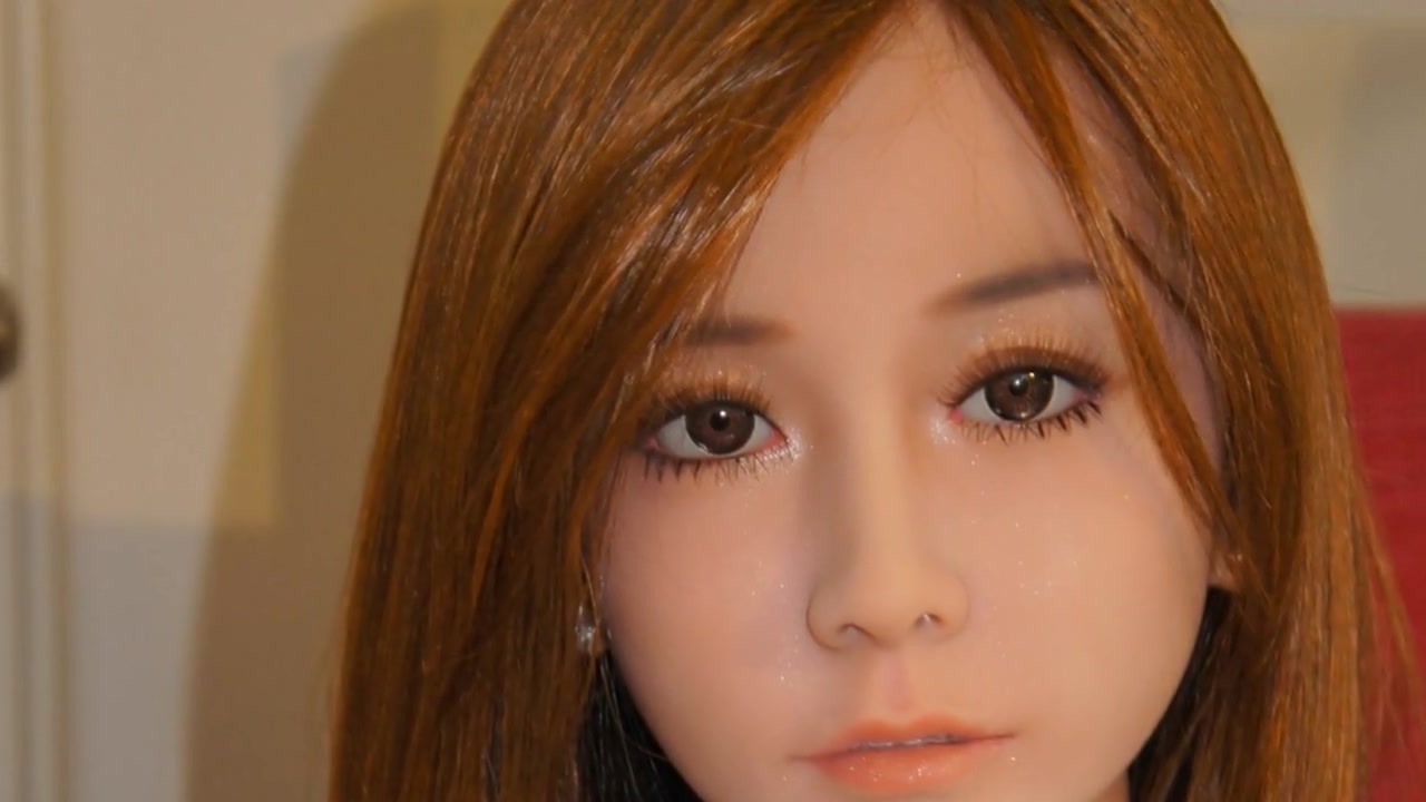 Firm boobs, tight pussy you can’t say no to this sex doll