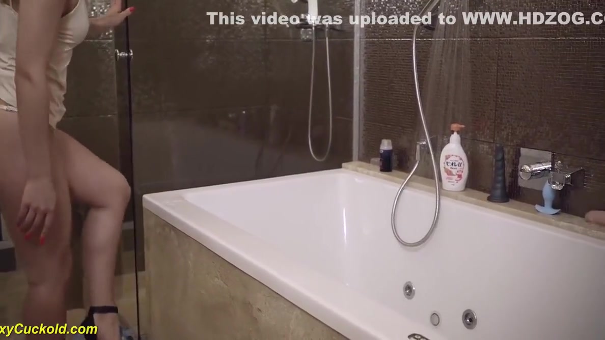 Milf Filling All Her Soapy Holes