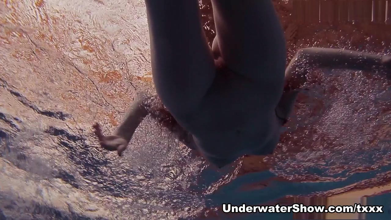UnderwaterShow Video: Libuse