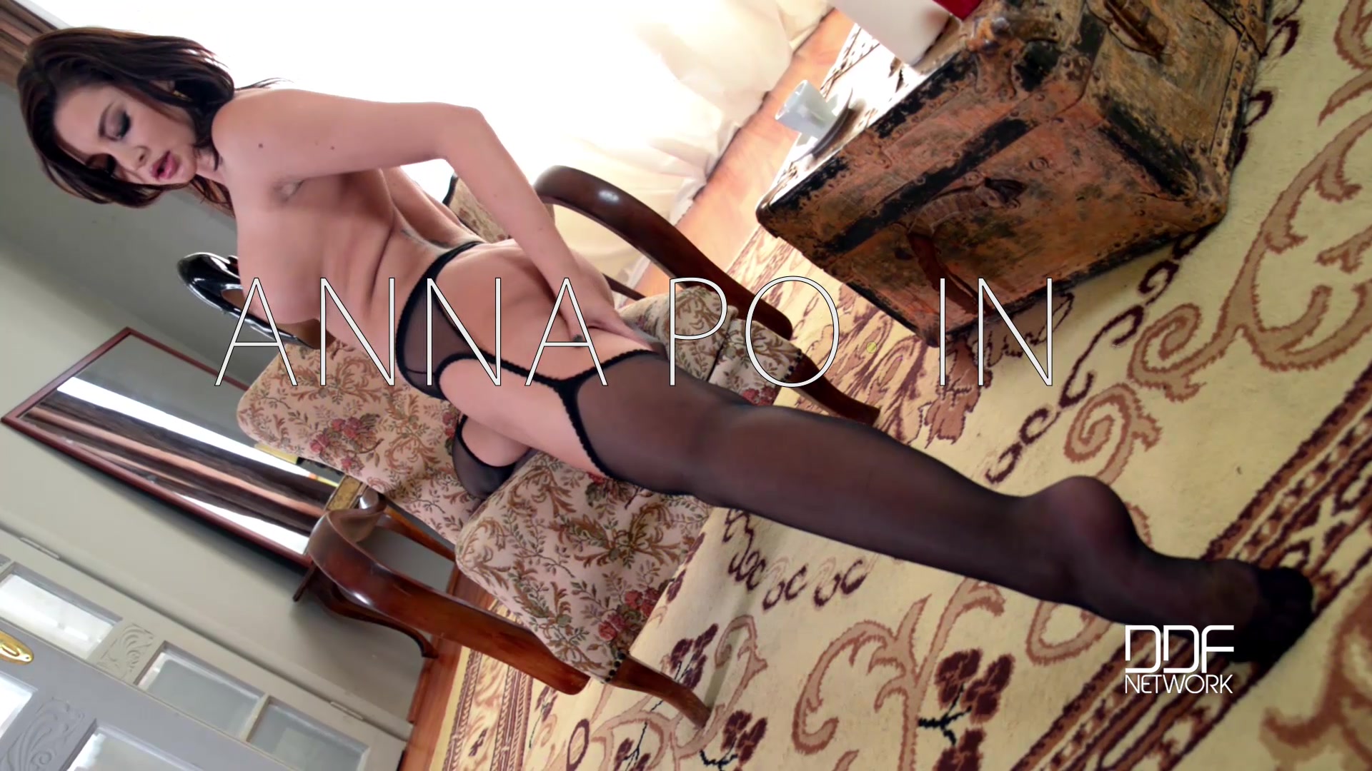 Kneel For Foot Worship - PornWorld