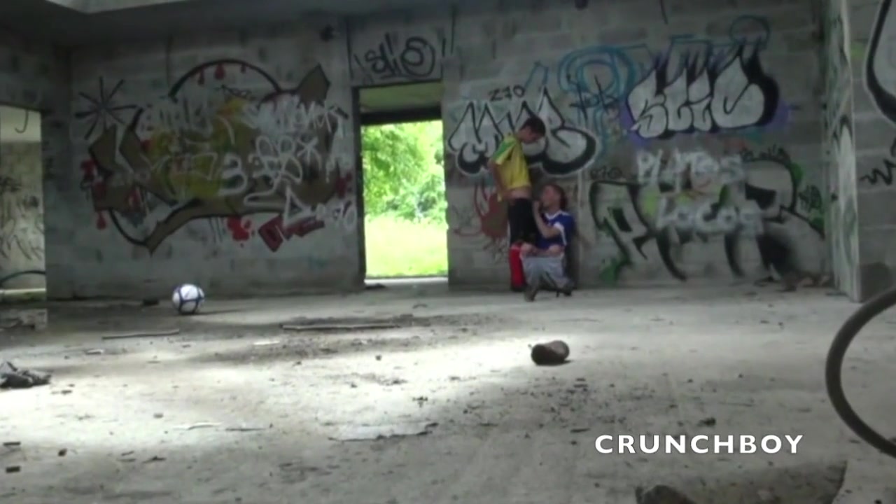 Two Sexy Young Footballers Fuck During The Entertainement - ExhibBoys