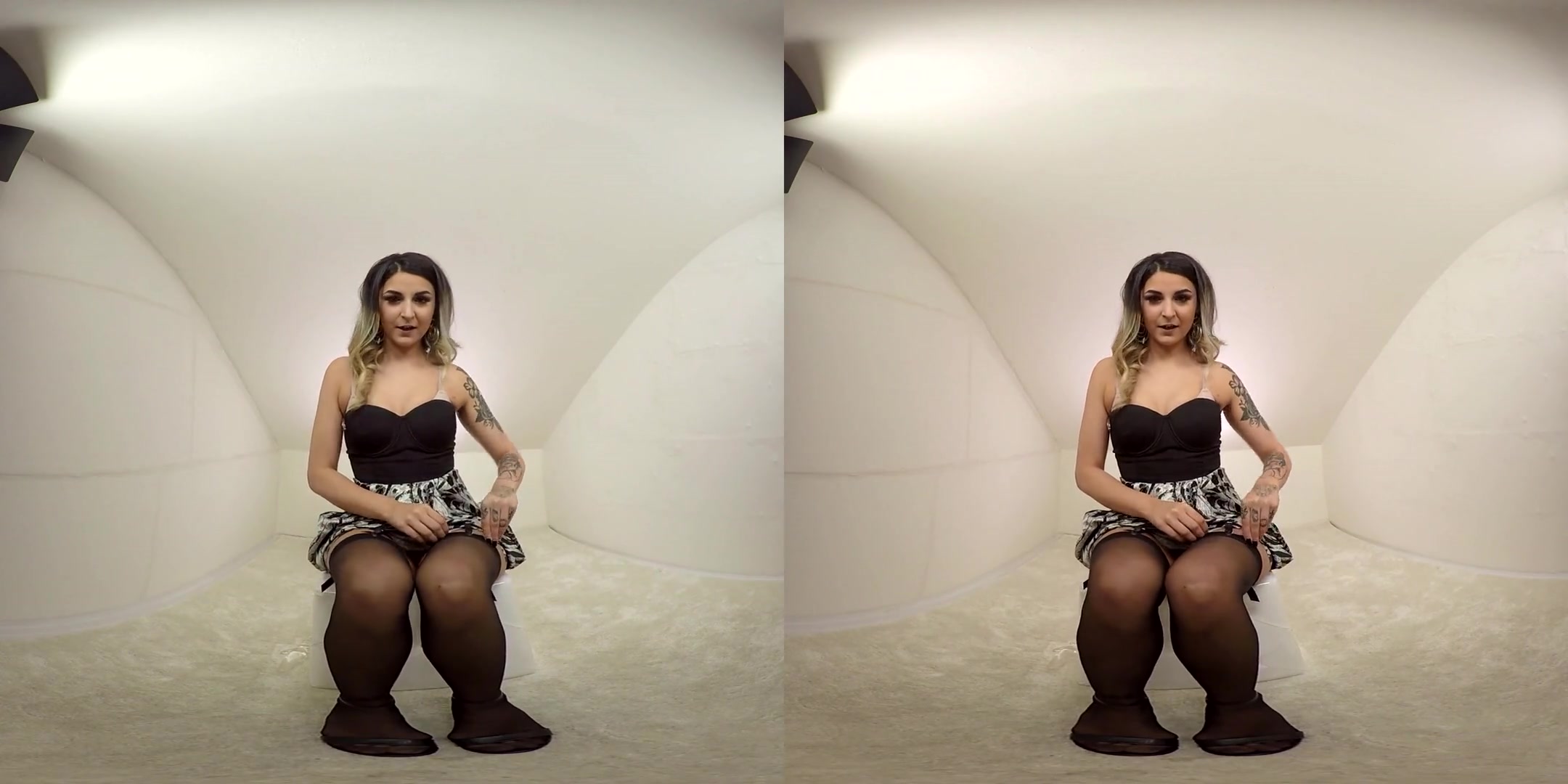 Stacy Sommers in teen 18+ Stacy Sommers In Thigh High Stockings Cumming - BravoModelsMedia