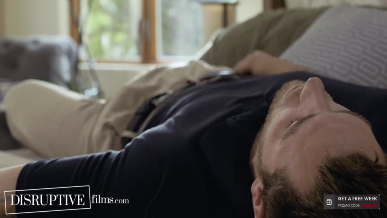 Carter Woods - Uses Fwb To Get Off When Friend Cant Take A Hint