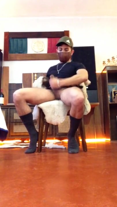 Guy Jerking Off