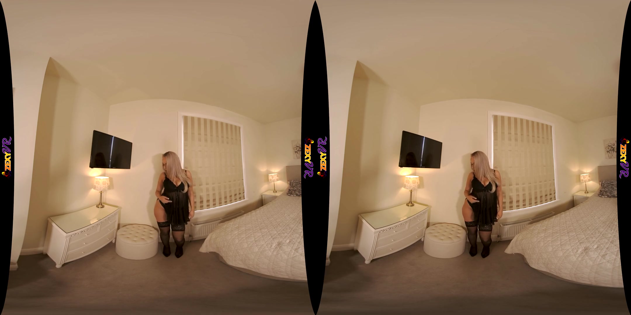 Beautiful; solo striptease big ass big tits blonde stockings