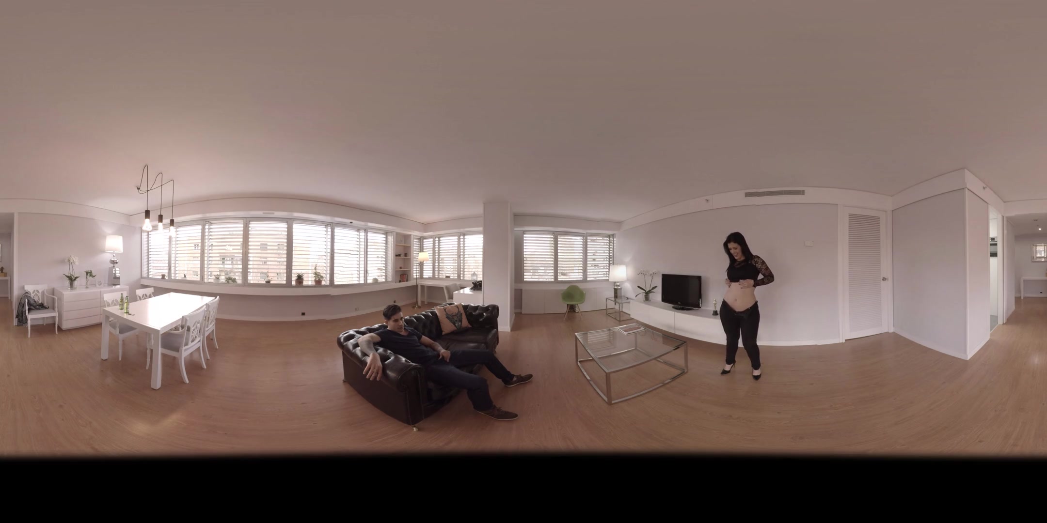 Blowjob Chill with a Horny Couple - VirtualPorn360