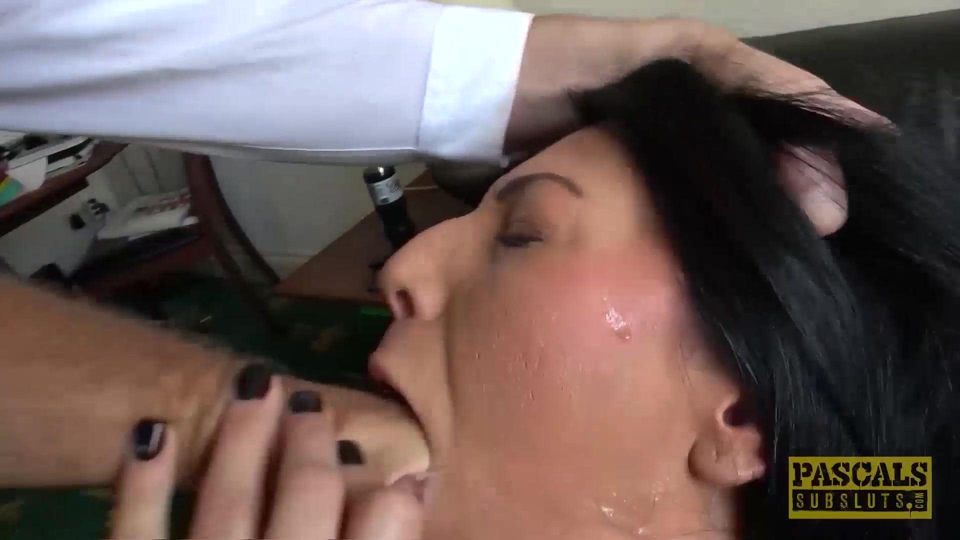 Brunette Candi Kayne gets throat fucked