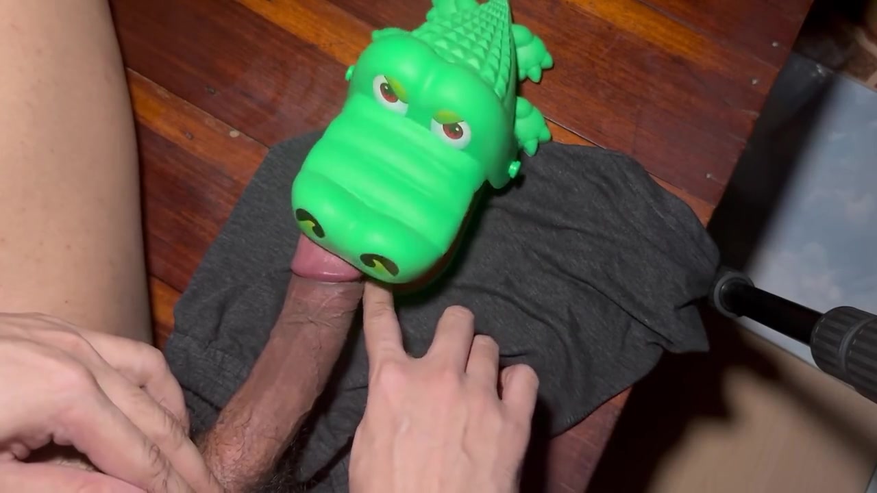 This Toy Bite My Cock