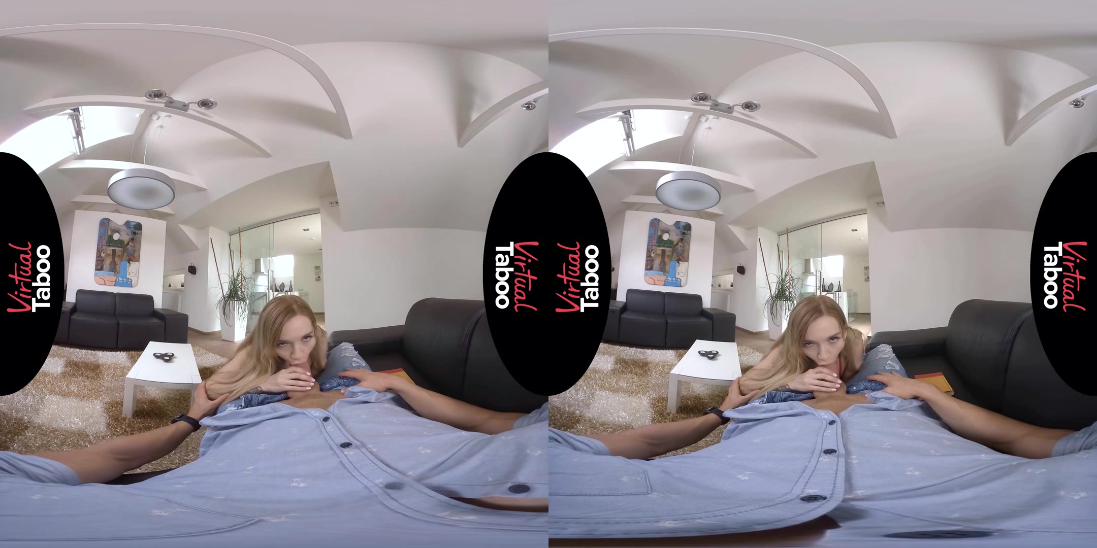 Leyla Fiore VR Porn: Daughter Bought Mini Monokini - VirtualTaboo