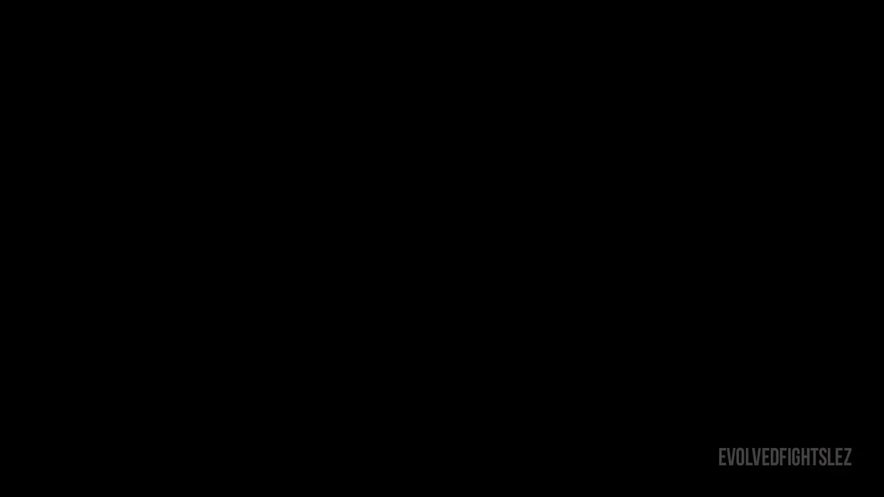 Vs Orgasm Challenge With Agatha Delicious And Carmen Valentina