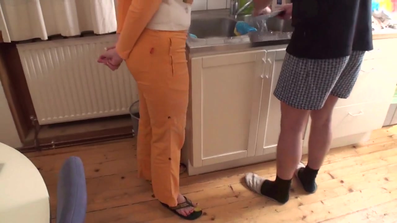 Washing dishes, biting rubbish by Femdom Austria