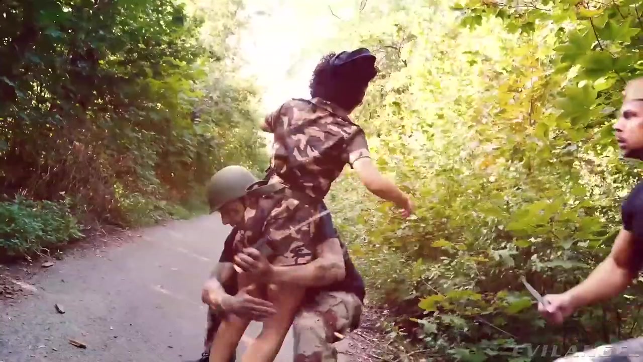 Stacy Bloom - A Hot Female Soldier Is Fucked By Her Two Colleagues!