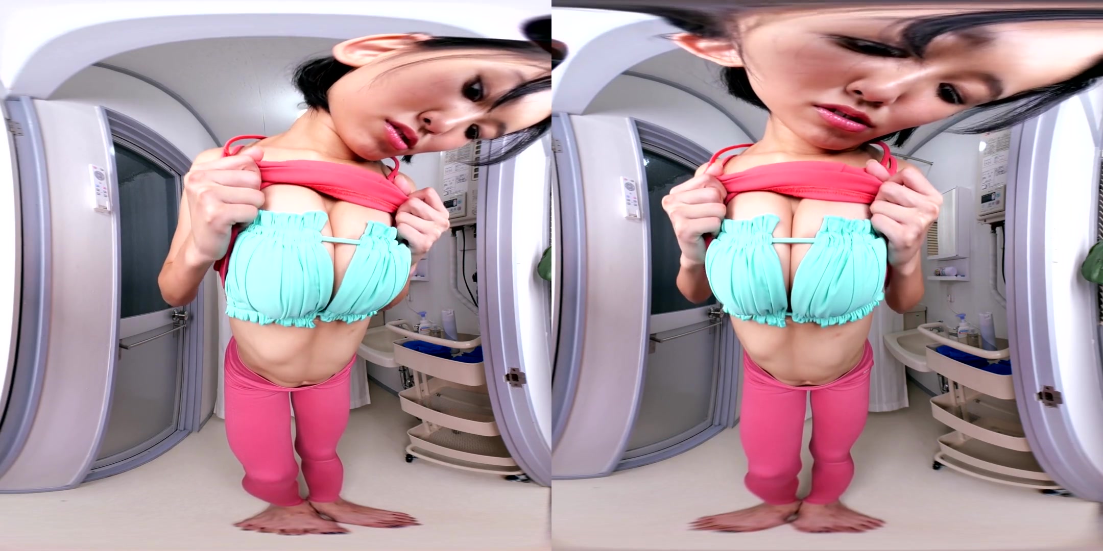 Ryoko SakimuraApartment Days! Ryoko Sakimura Act 1 - Asian Yoga Shower