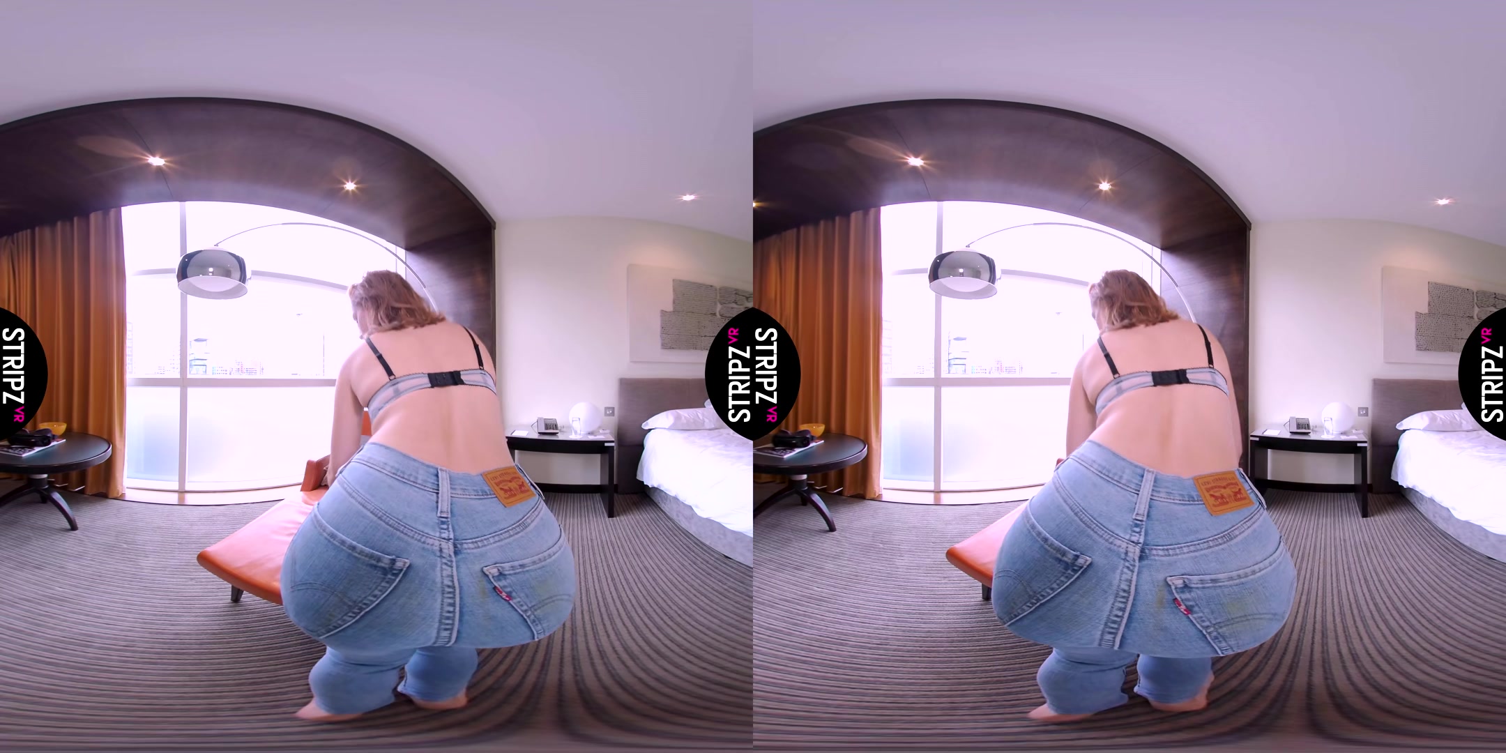 Blue Jeans - StripzVR