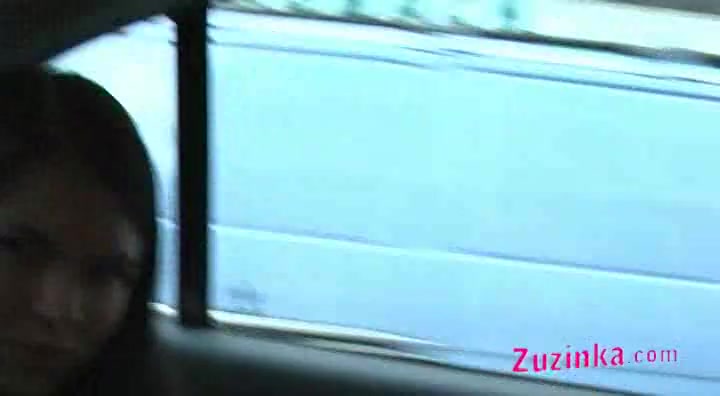 Zuzinka plays with dildo in taxi