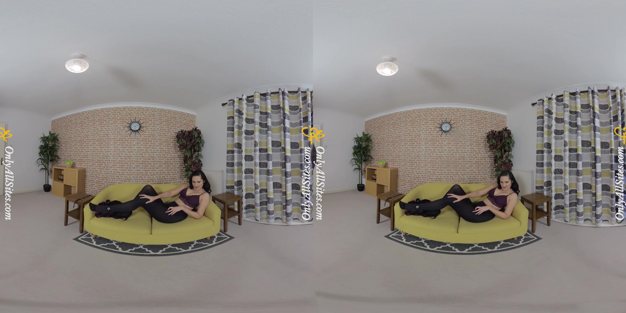 Bonnie - In Pantyhose - OnlyTease