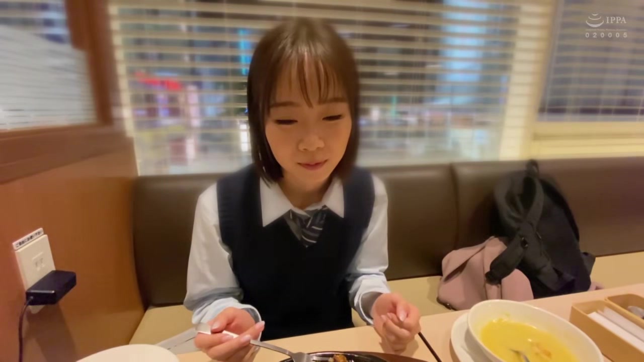 0001232_日本人女性がガン突きされる痙攣イキセックス