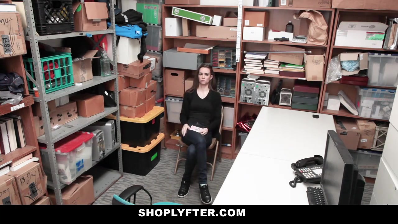 ShopLyfter - teen 18+ Thief Gets Cocked