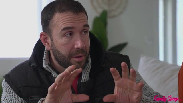 Dont Let Swapsis Feel Left Out - S6:E8 - Nubiles-Porn