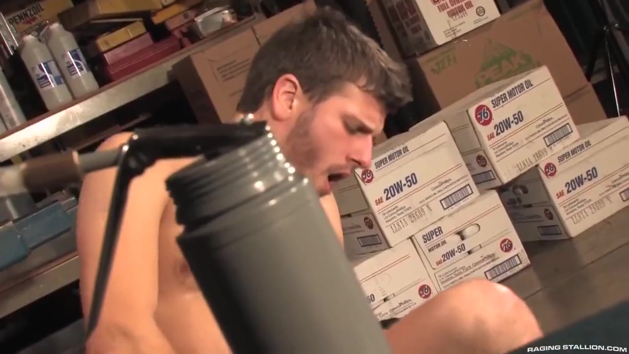 Slutty Mechanic Got What He Deserves
