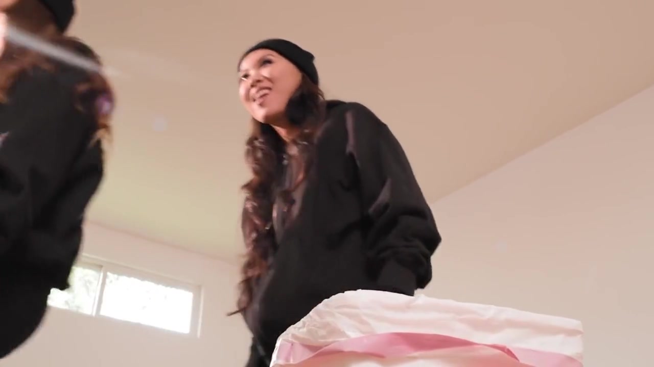 Aften Opal And Kimmy Kimm In Lez Be Bad - teen 18+ Thieves Use The House Owners Strap-on To Defile Her Bed