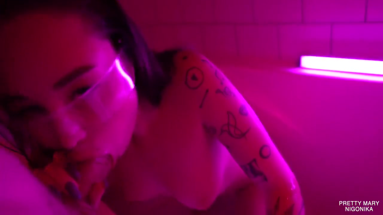 Neighbor Watched Star Wars And Decided To Suck Darkweird In The Bath - Nigonika Porn 2024