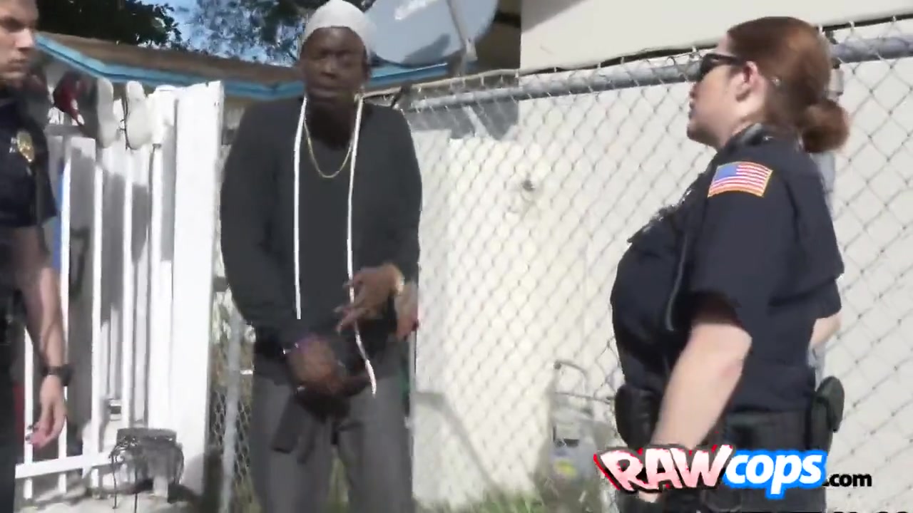 Criminal Is Taught By Horny Female Officers How To Fuck
