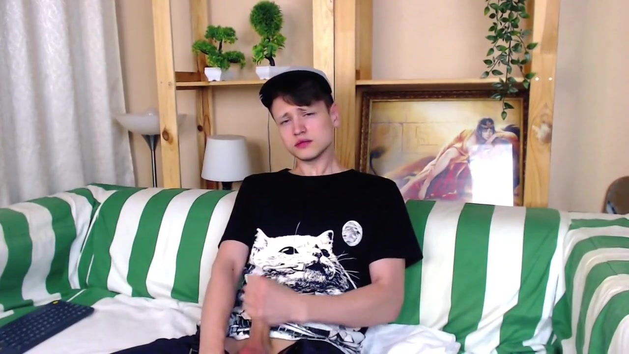 Sweet Guy Jerking Off