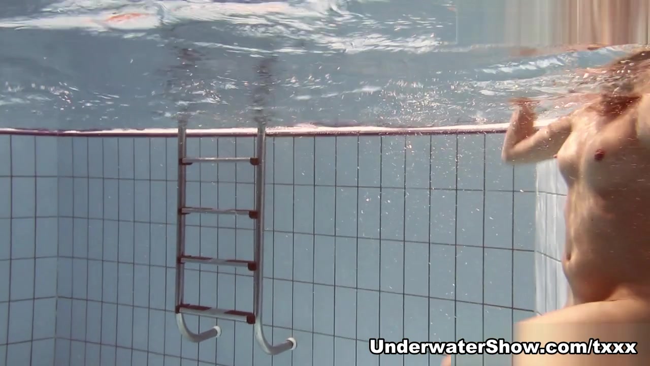 Brizgina Video - UnderwaterShow