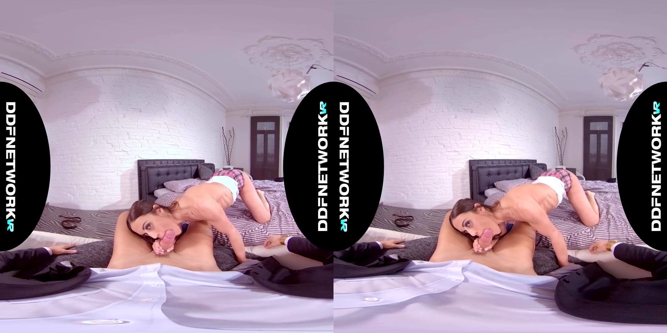 Alyssa Reece in Pounding a Pornstar - DDFNetworkVR