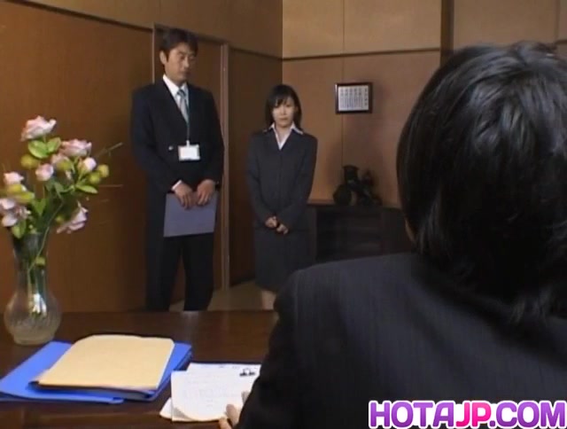 Yui Aina fucked in two holes