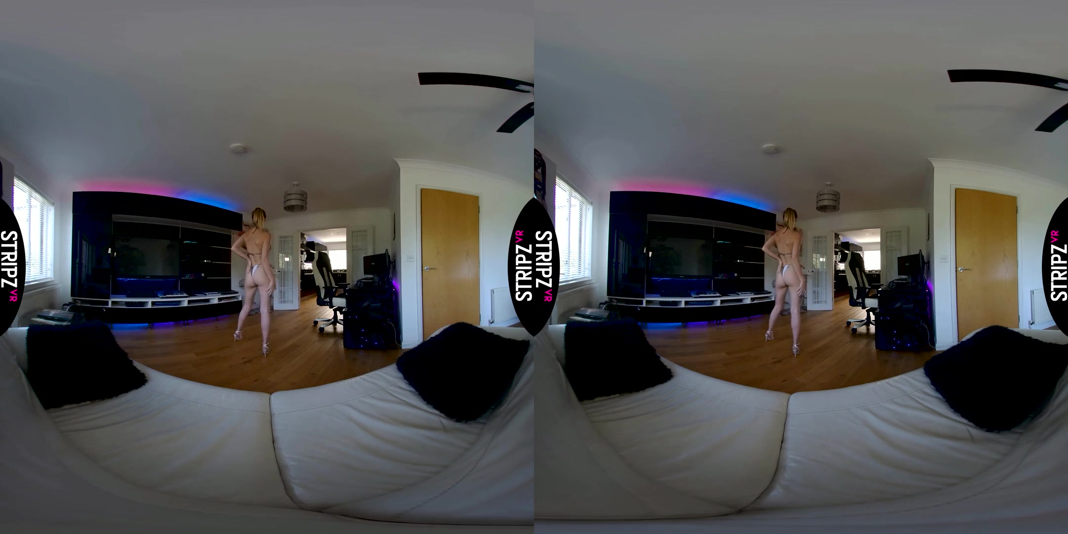 Private Lapdance - Hot Babe Solo Striptease and Lapdance