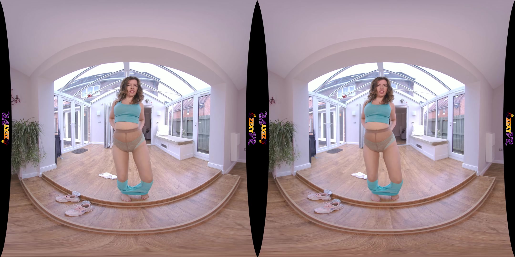 Sexy & Scandalous - ZexyVR