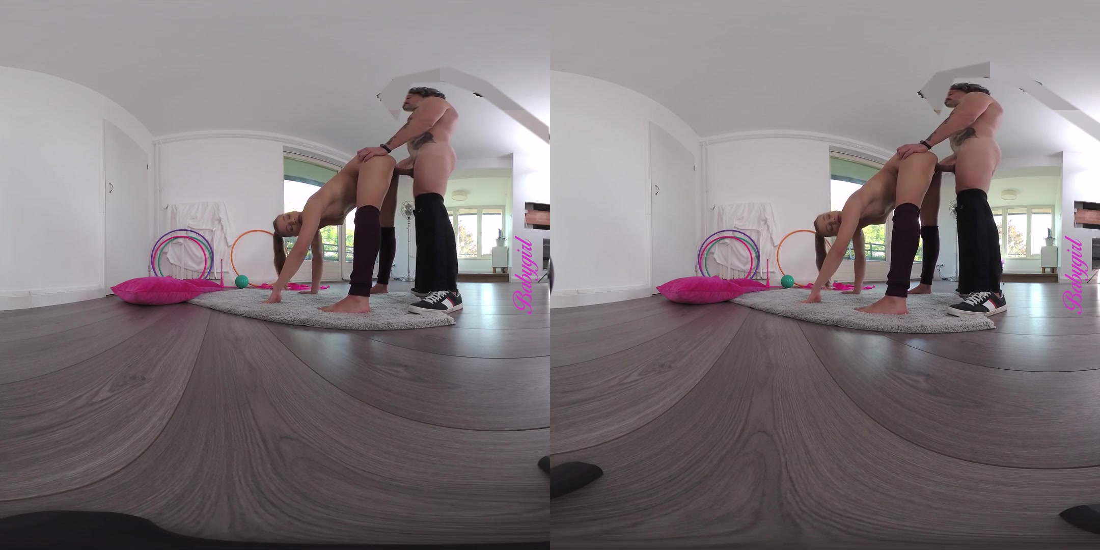 18yo Flexible Gymnast -