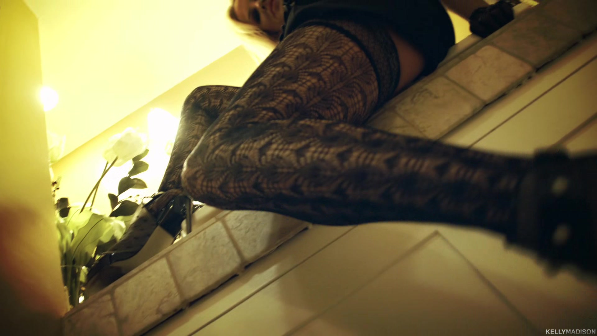 Leg Party - Starring: Kelly Madison - PornFidelity