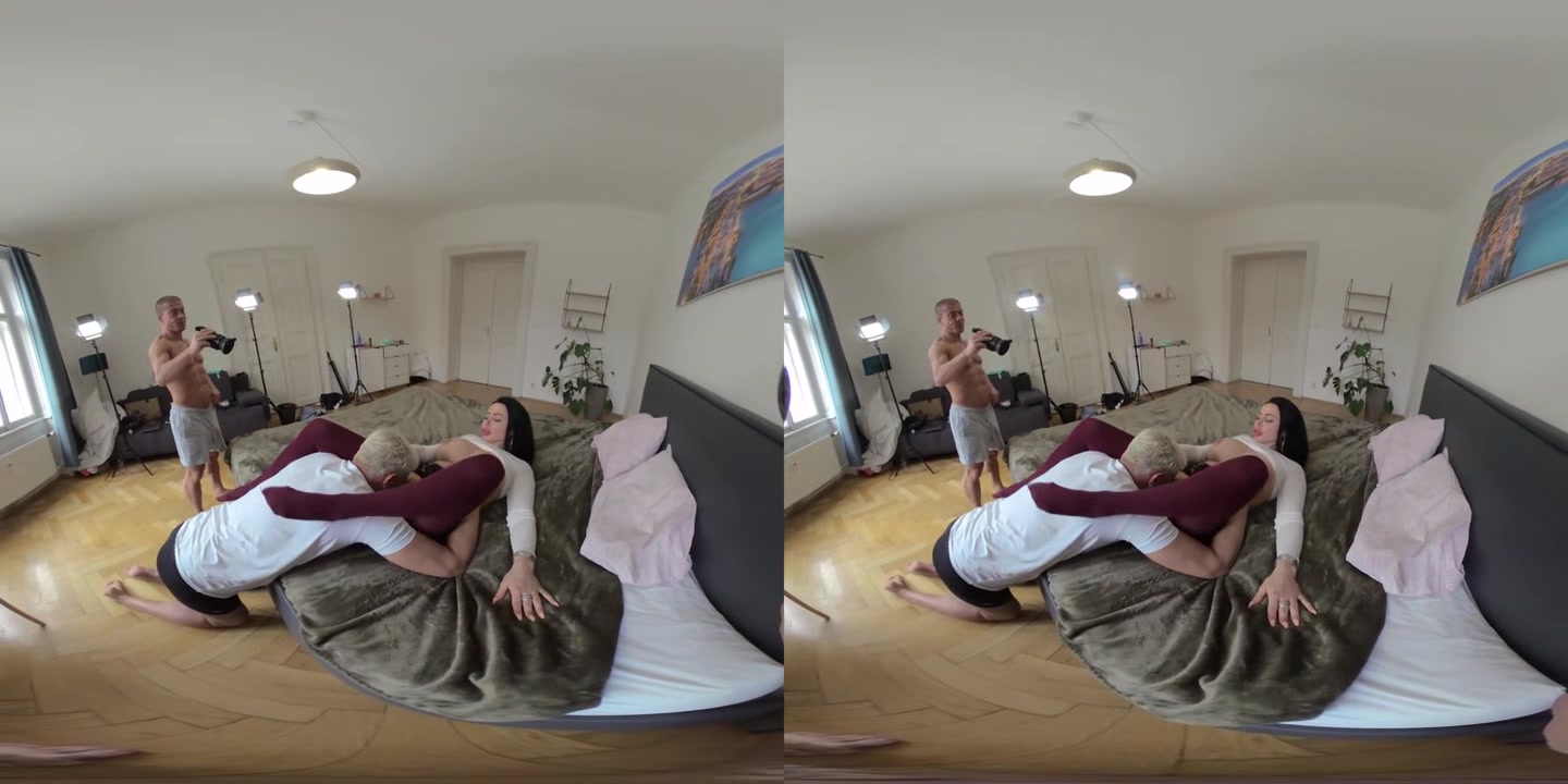 Horny Hotwife with Huge Tits Double Pussy Penetrated - PornoDanVR