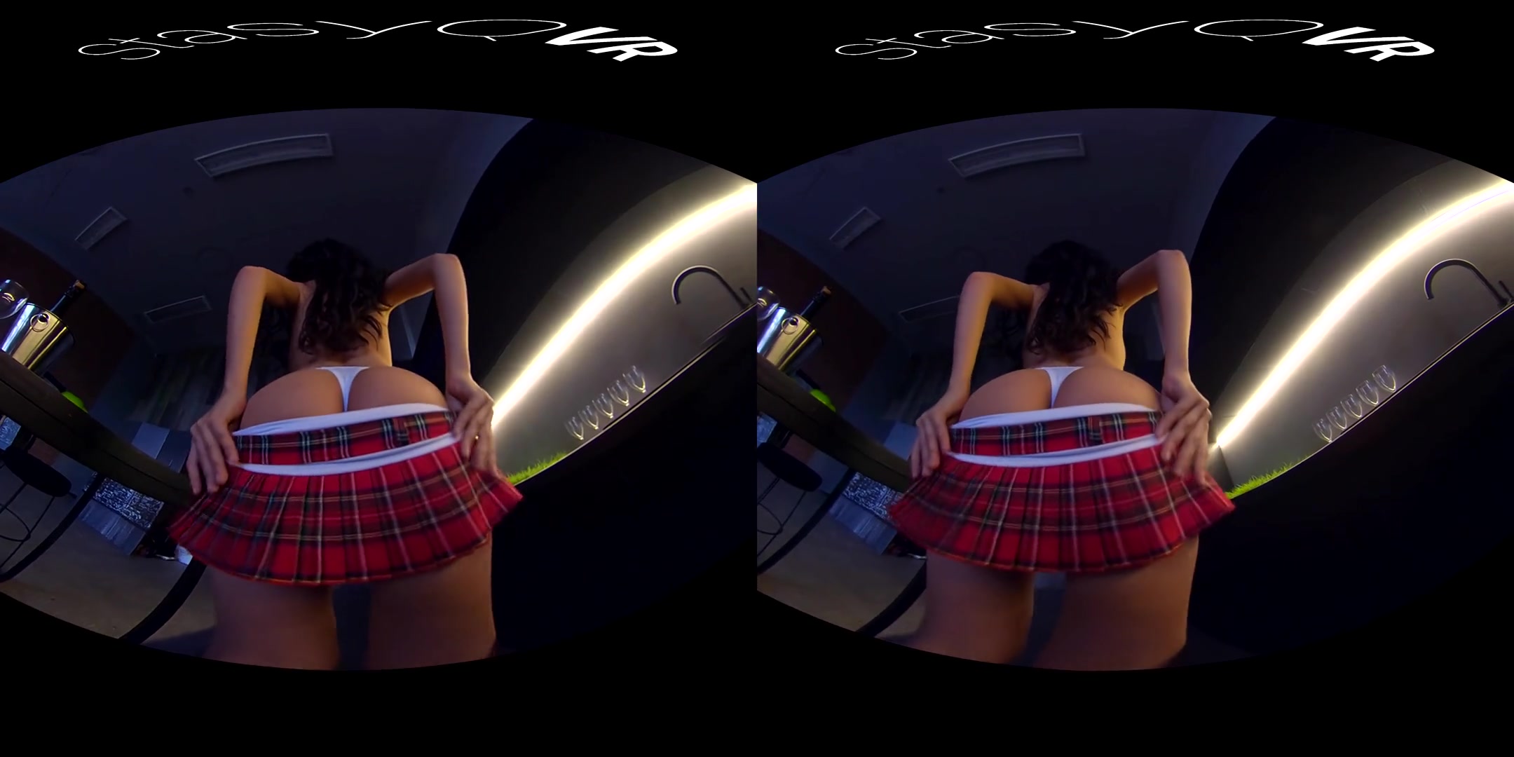 Naughty Red Riding Hood - StasyQVR