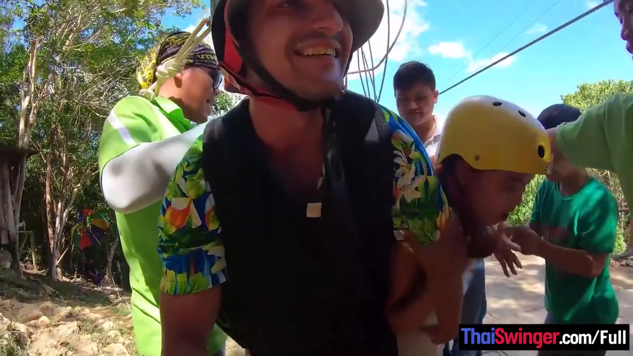 Bubblebutt Asian Girlfriend Gets Her Boyfriends Big Dick After Ziplining