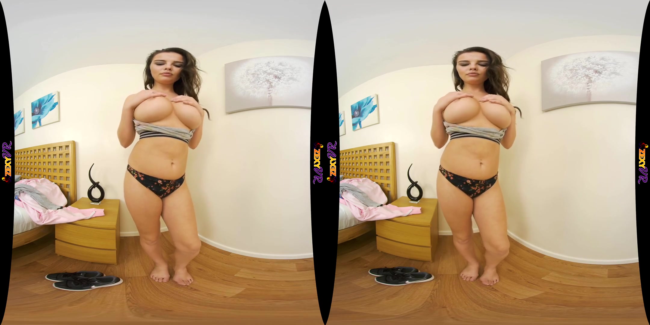 Kay G in Naked - ZexyVR
