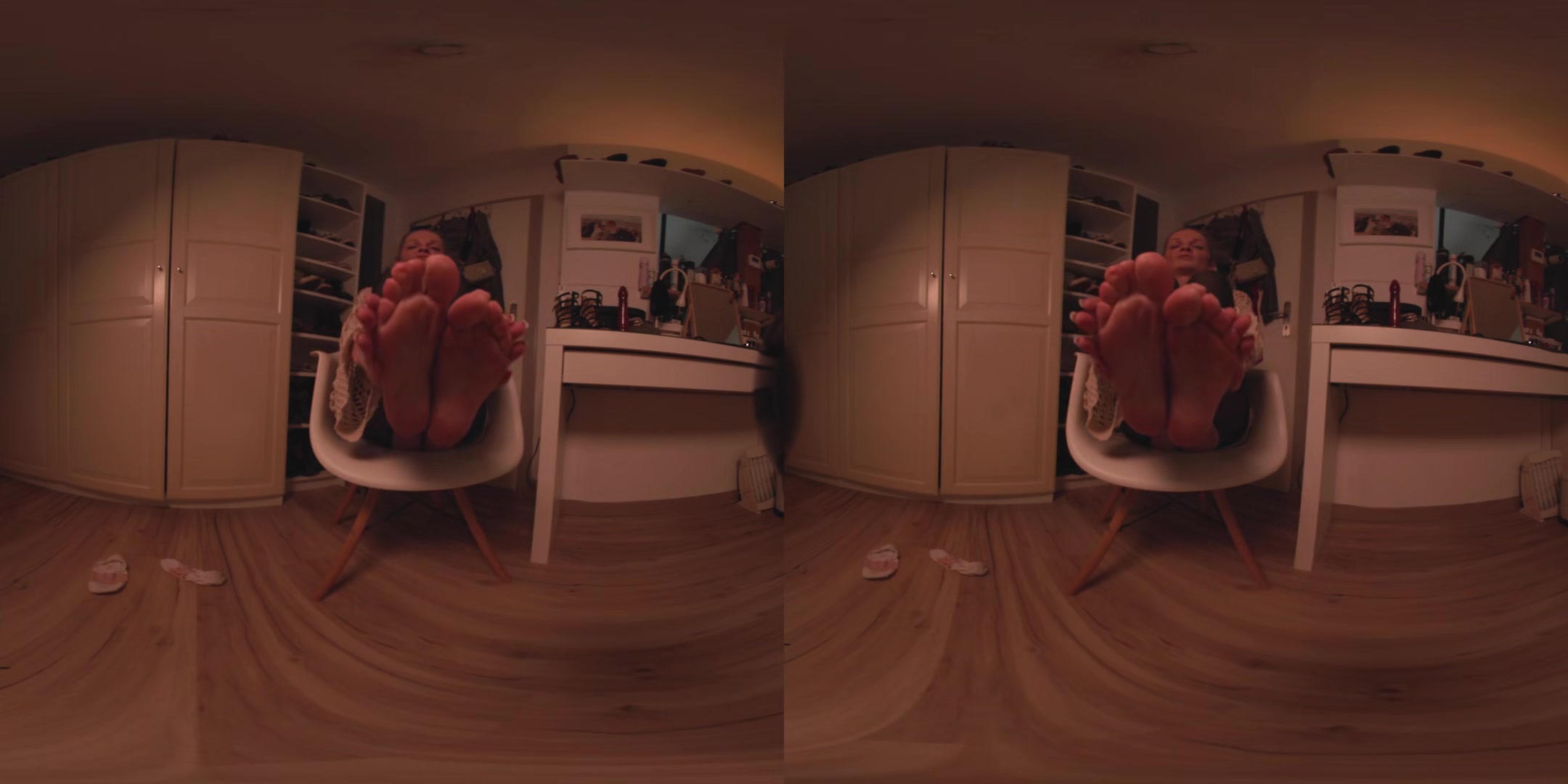 Masturbating In Heels - Sabdeluxe